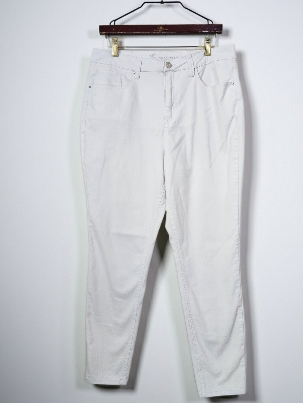 No Boundaries High Rise Cropped White Summer Jeans Size 15 (Juniors)